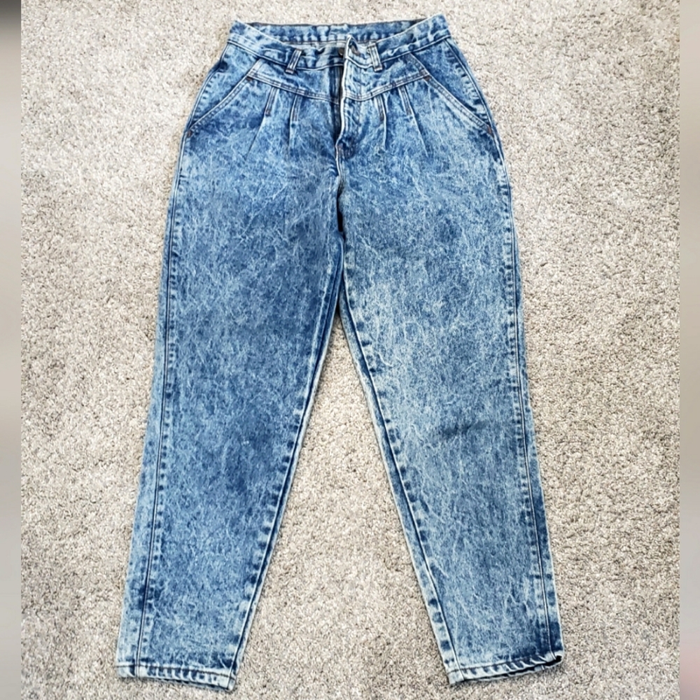 Vintage Pleated Jeans